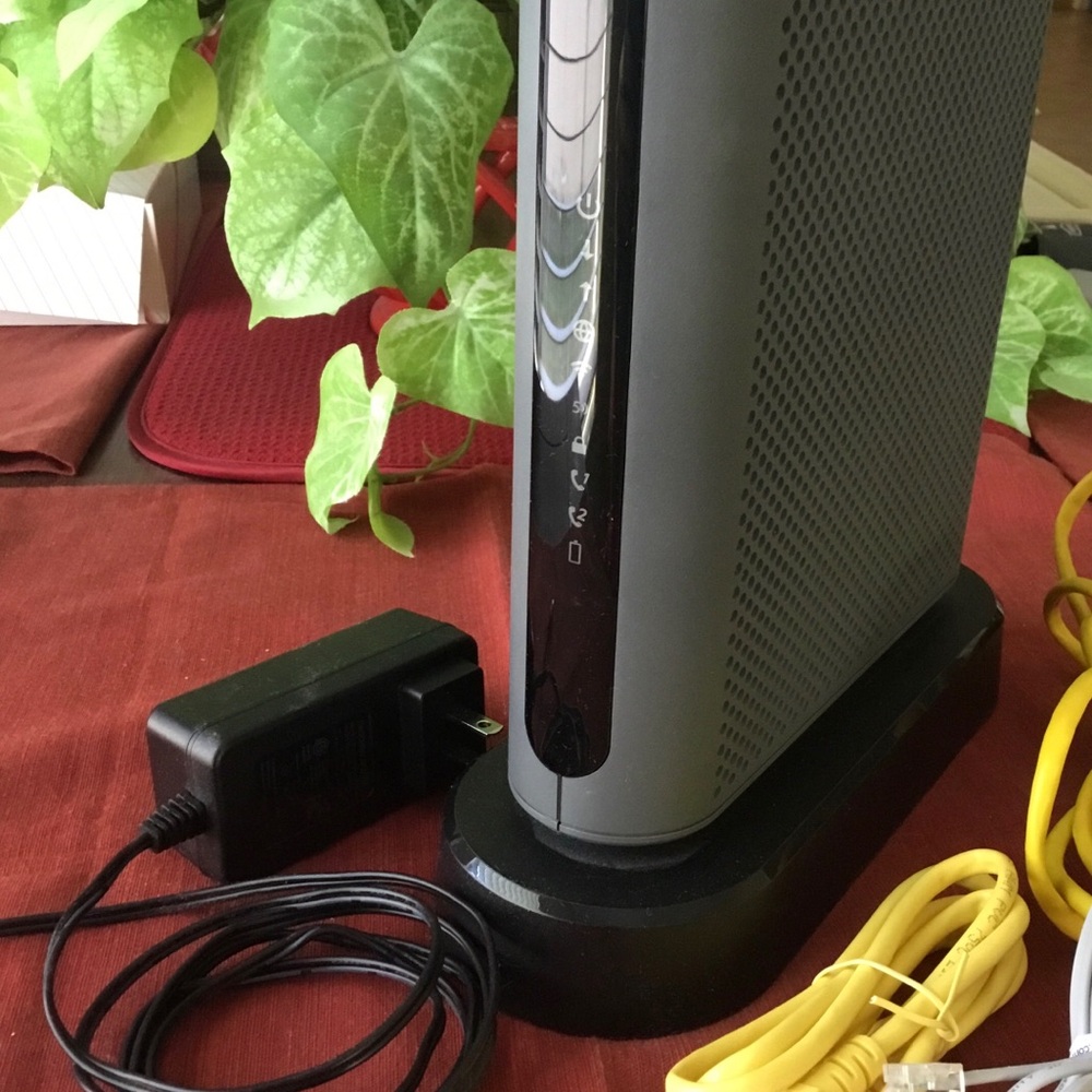 Motorola Xfinity Modem Router MT7711 for Comcast Internet and Telephone